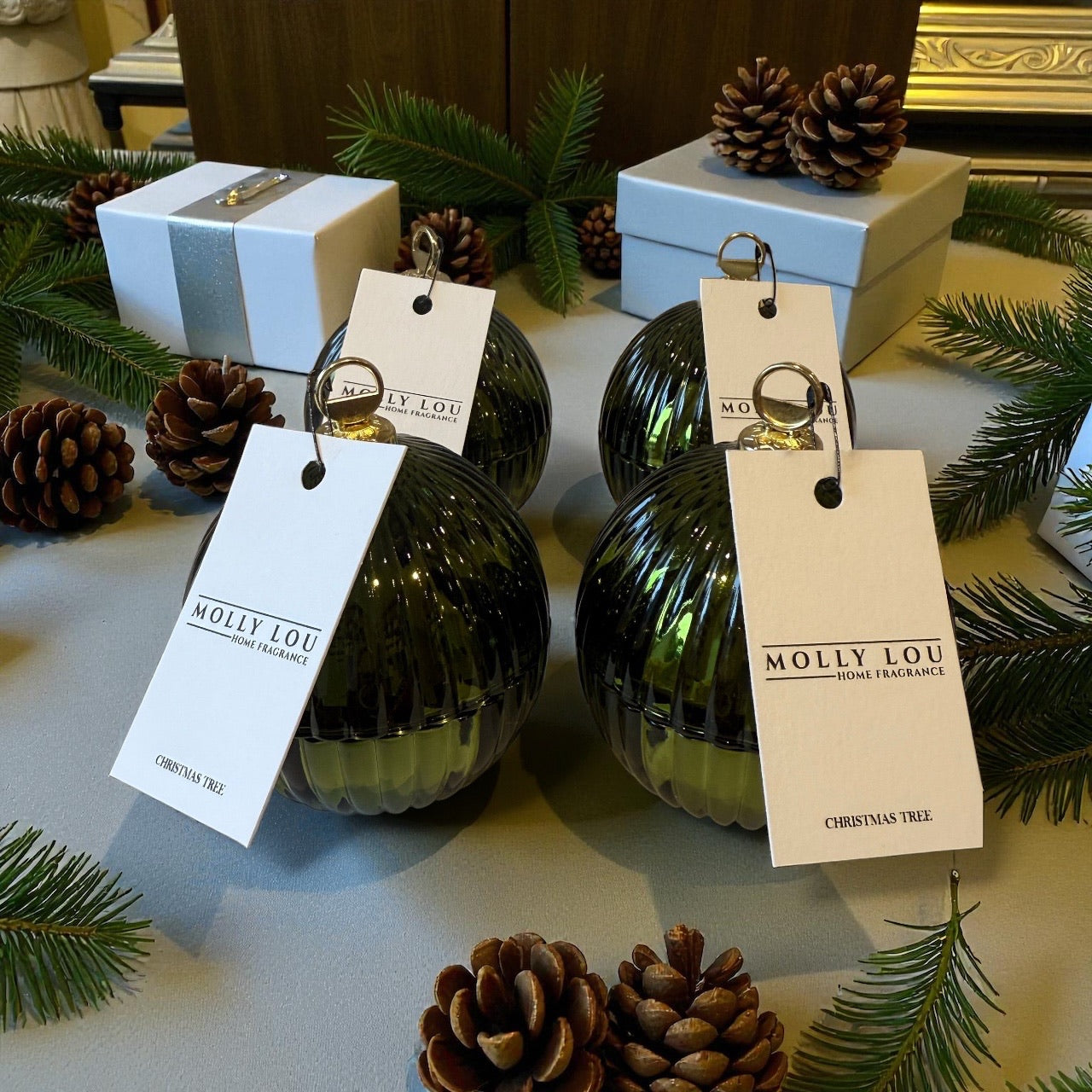 Luxury set of 3 christmas bauble -  Red, Green & Gold