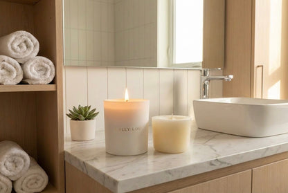 One Wick Candle & Refill